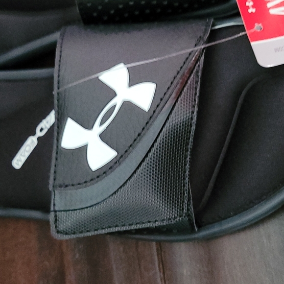 NWT Under Armour slides - Picture 2 of 5